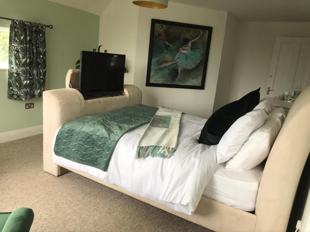 فوردنجبريدج Redbrook Farm Bnb - Gateway To The New Forest المظهر الخارجي الصورة
