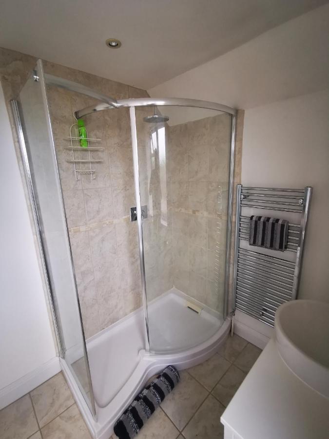 فوردنجبريدج Redbrook Farm Bnb - Gateway To The New Forest المظهر الخارجي الصورة